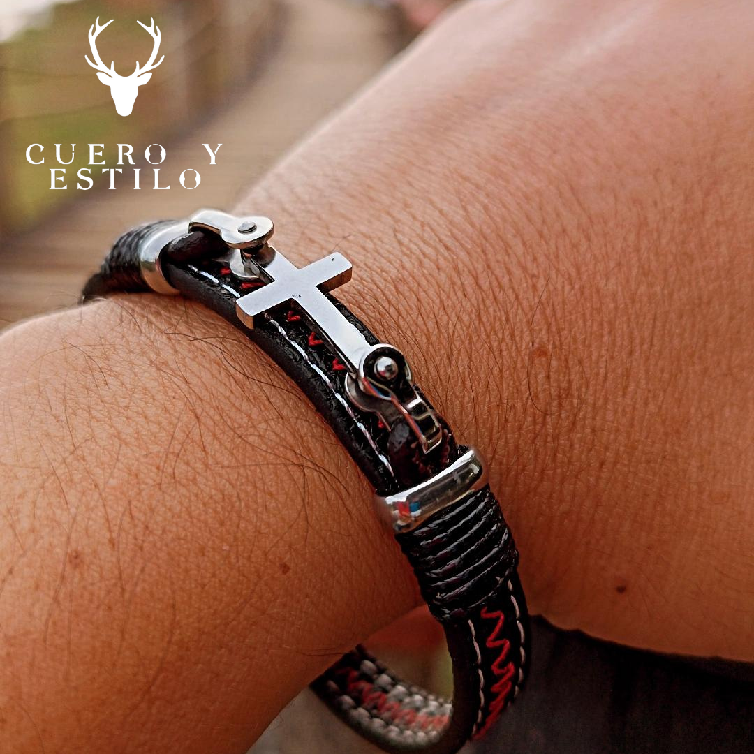 Pulsera Cuero Tejido Cruz